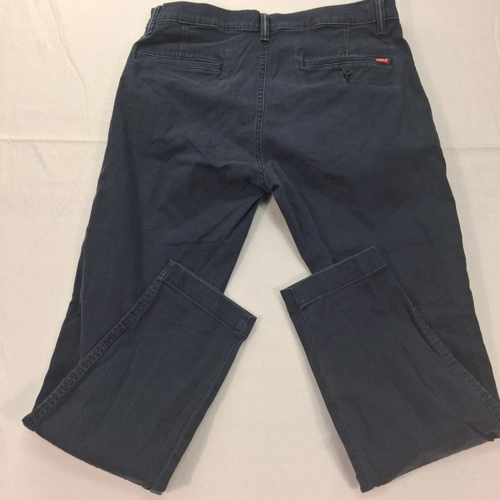 Levi's Pants Mens 33 XX Chino Standard Taper Navy Blue WaterLess EUC
